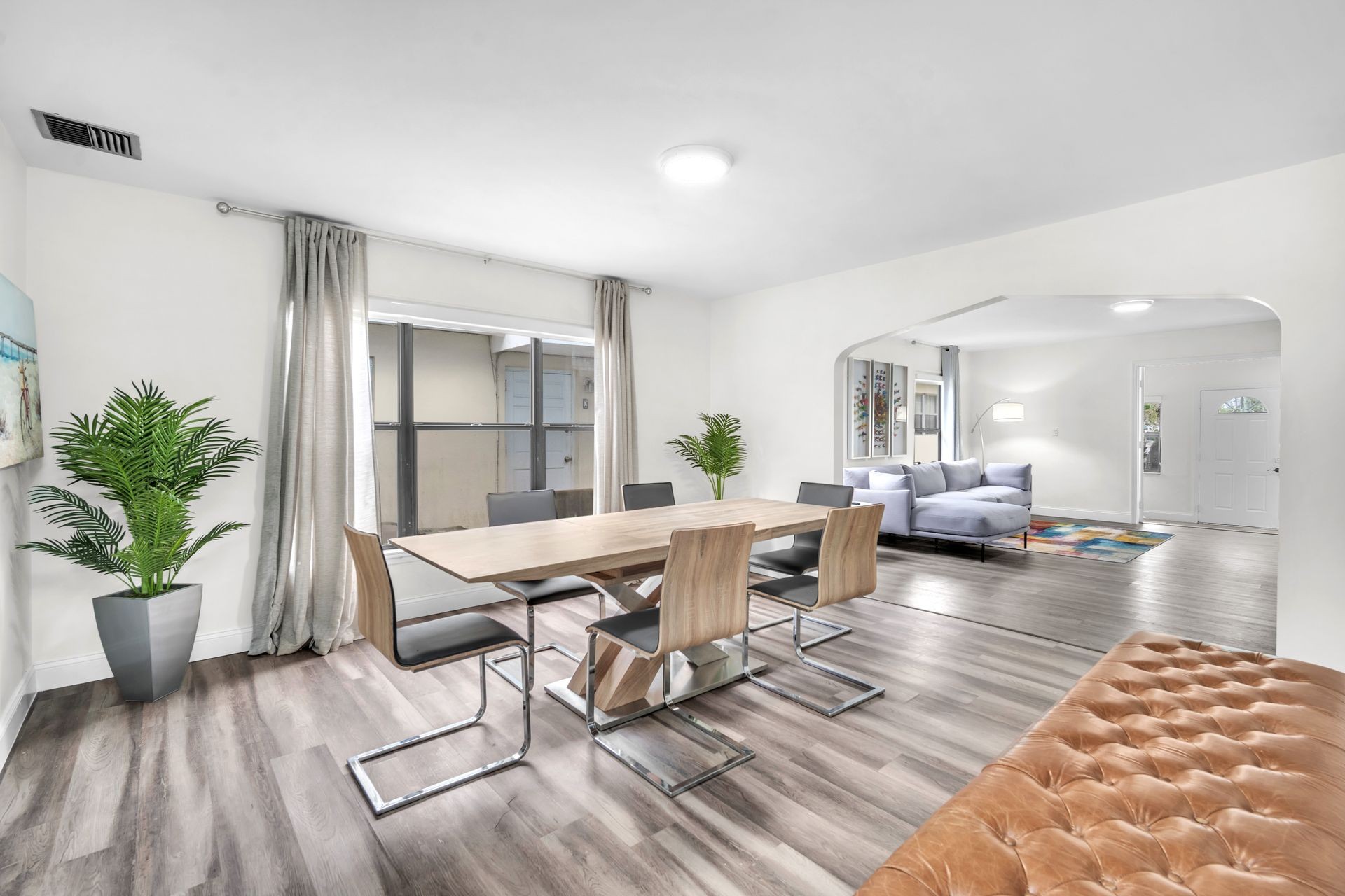  Contemporary Retreat: 2000 sq ft. Home